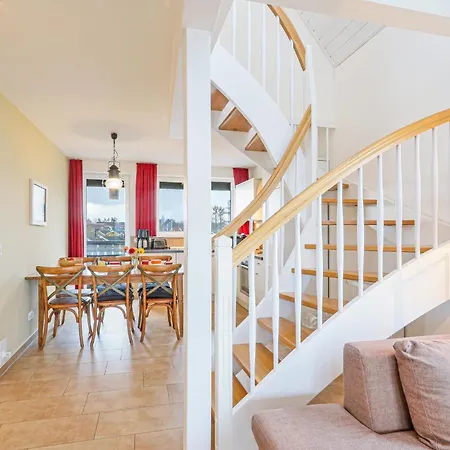 3 Bedroom Nice Apartment In Rechlin Rechlin