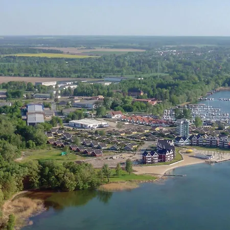Daire 3 Bedroom Nice Apartment In Rechlin *